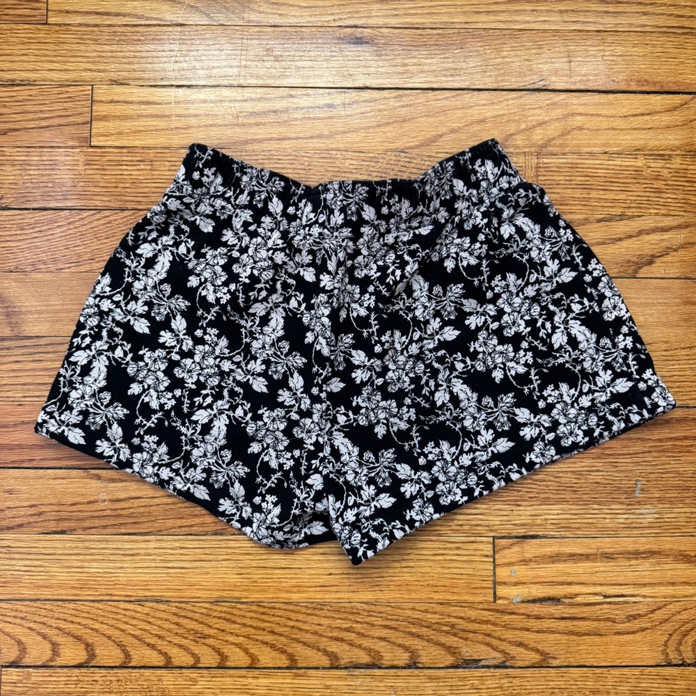 Uniqlo Floral Knit Women's Shorts
